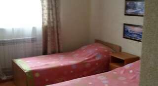 Гостиница Zhannet Guest House Алушта Двухместный номер Делюкс с 2 отдельными кроватями-1